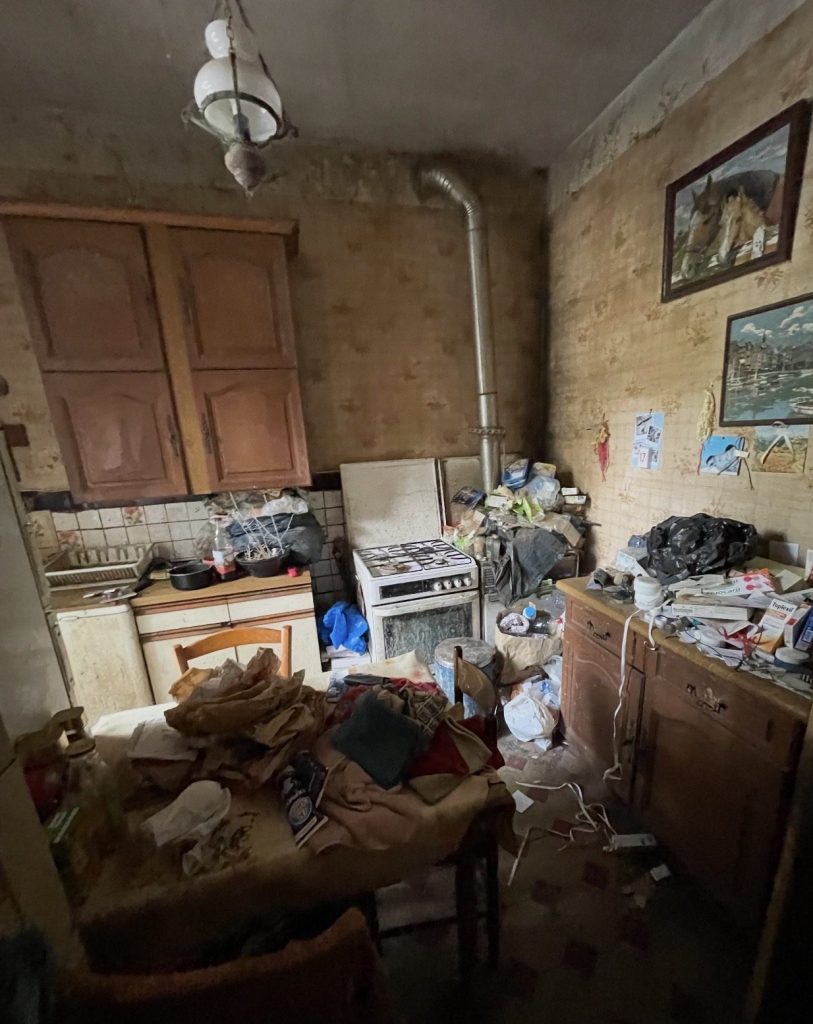 CSV Débarras – appartement encombre cuisine avant