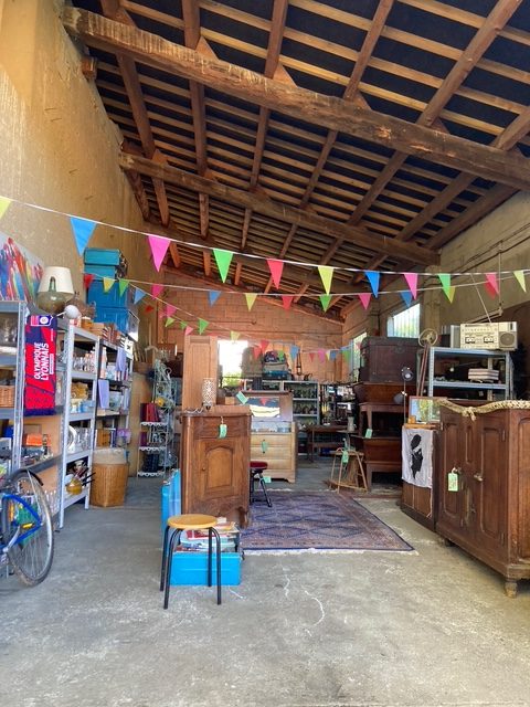 CSV Débarras – brocante hangar